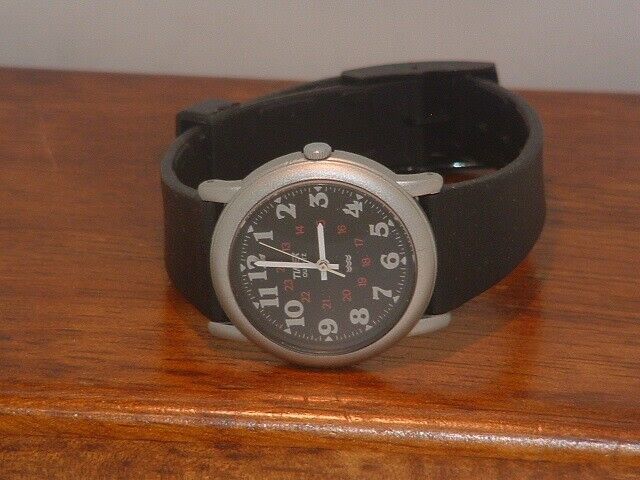 Pre-Owned Women’s Timex Analog Sports Rubber Band Watch - $13.86