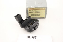 New OEM Steering Wheel Control Switch Audio Nissan Quest 1999-2002 25552... - £19.47 GBP