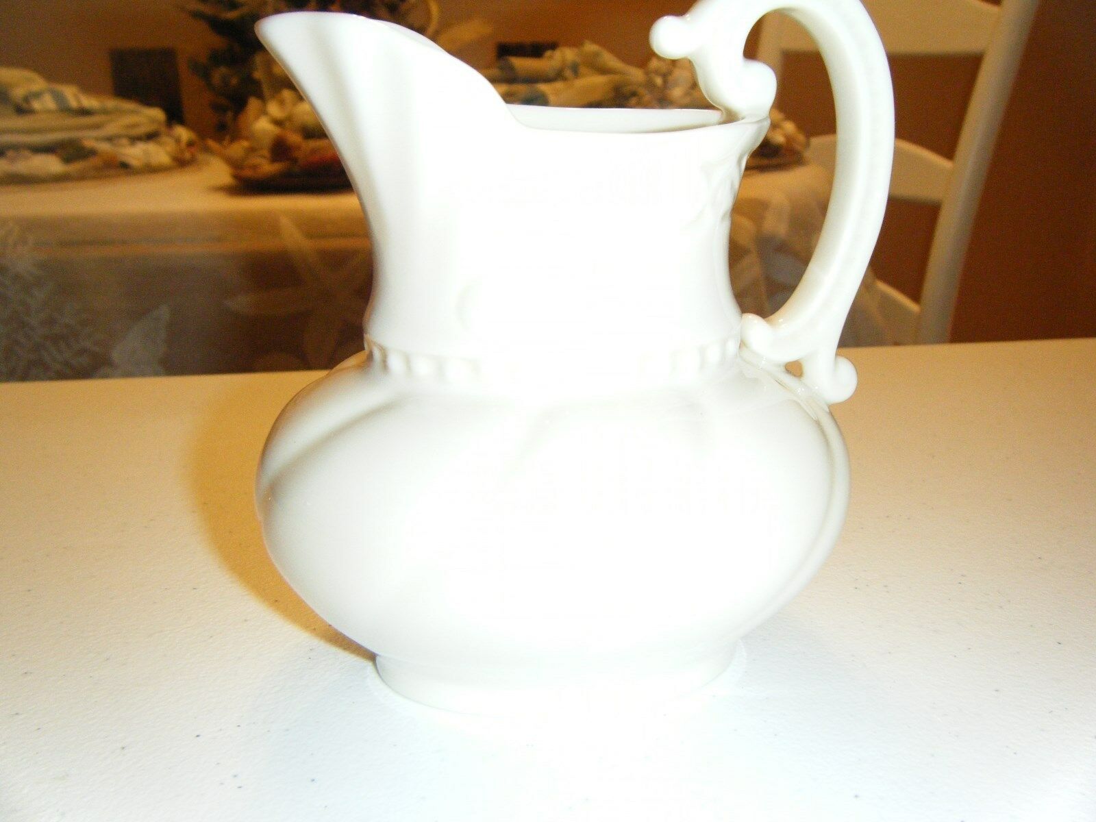 VINTAGE LENOX CREAM PITCHER WITH HANDLE 5 INCHES HIGH 3.5 OPENING - $15.29