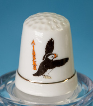 Alaska Porcelain Souvenir Thimble Puffin Bird Excellent - $5.00