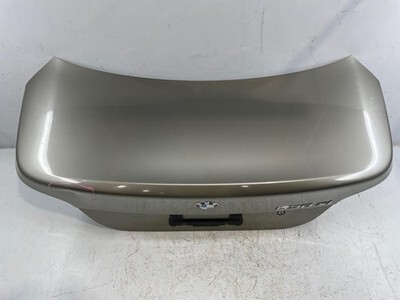 2004-2007 BMW 530I Xi Trunk Lid W/ First Aid Kit Tow Hook Panel Scratches Bent Item image 14