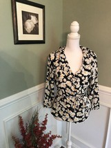 NEW GAP Women’s Floral Print Ruffle Wrap Blouse Size Medium NWT - $28.04