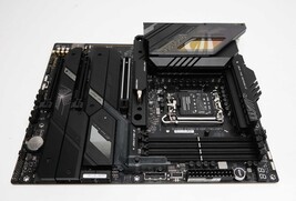 Asus ROG Strix Z790-E Gaming WiFi 6E LGA 1700 ATX Motherboard READ image 8