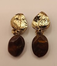 Vintage Floral Styled Gold and Gemstone Dangling Clip On Earrings - £5.60 GBP