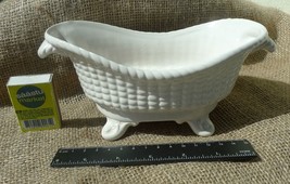 VTG Italian Porcelain Pottery Capodimonte Italy White Footed Bowl Basket... - £19.82 GBP