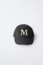 Cloth cap with initial  - €3,45 EUR