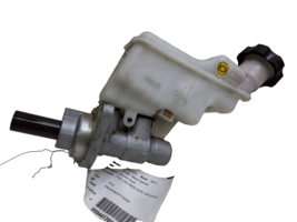 14 15 16 Kia soul master brake cylinder OEM - $923.44 MXN