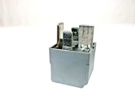 MERCEDES-BENZ/ HELLA/  MULTIPURPOSE 4 PRONG RELAY/  PART# 002 542 88 19 image 2
