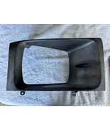 Passenger Headlight Bezel F81B13052AEW 99-04 FORD F250/350SD PICKUP - $750.41 MXN
