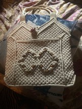 The People&#39;s Republic of China Lovely Vintage Cream Crochet  Handbag - $22.77