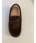 Isotoner Men&#39;s 1 Right Foot Microsuede Nigel Moccasin Slipper Brown-8.5-9.5 - $280.99 MXN