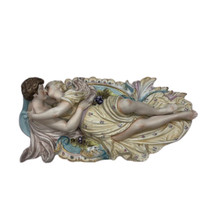 Vintage Art Nouveau Wall Plaque Lovers Embracing Anart Japan - £46.54 GBP