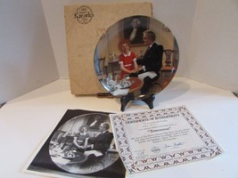 Knowles Collector Plate Tomorrow Little Orphan Annie Series #6318F  LotE - £7.78 GBP