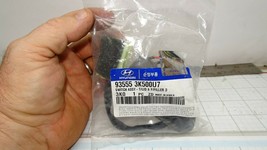 Hyundai Kia 93555 3K500U7 Switch Assembly Trunk Lid Fuel Door Gray OEM NOS - $31.91