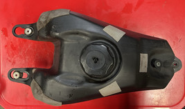 2004 Yamaha YFZ450 YFZ 450 OEM Gas Tank with Pet Cock And Fuel Cap Petro - $63.69