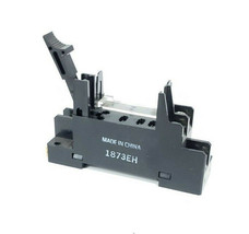 NEW OMRON 1873EH RELAY SOCKET 2-M3X12 - $12.95