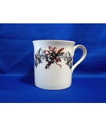 Lenox Winter Greetings Mug Mistletoe-Holly Red Ribbon - £9.58 GBP