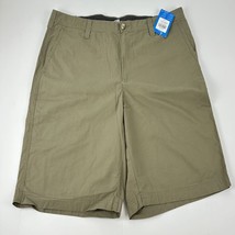 Columbia Men&#39;s Big &amp; Tall 10&quot; Washed Out Shorts in Sage Green-Size 42 - $26.99
