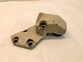 Genuine John Deere 6068 Diesel Engine Oil Cooler Adapter R502811 OEM - $562.05 MXN