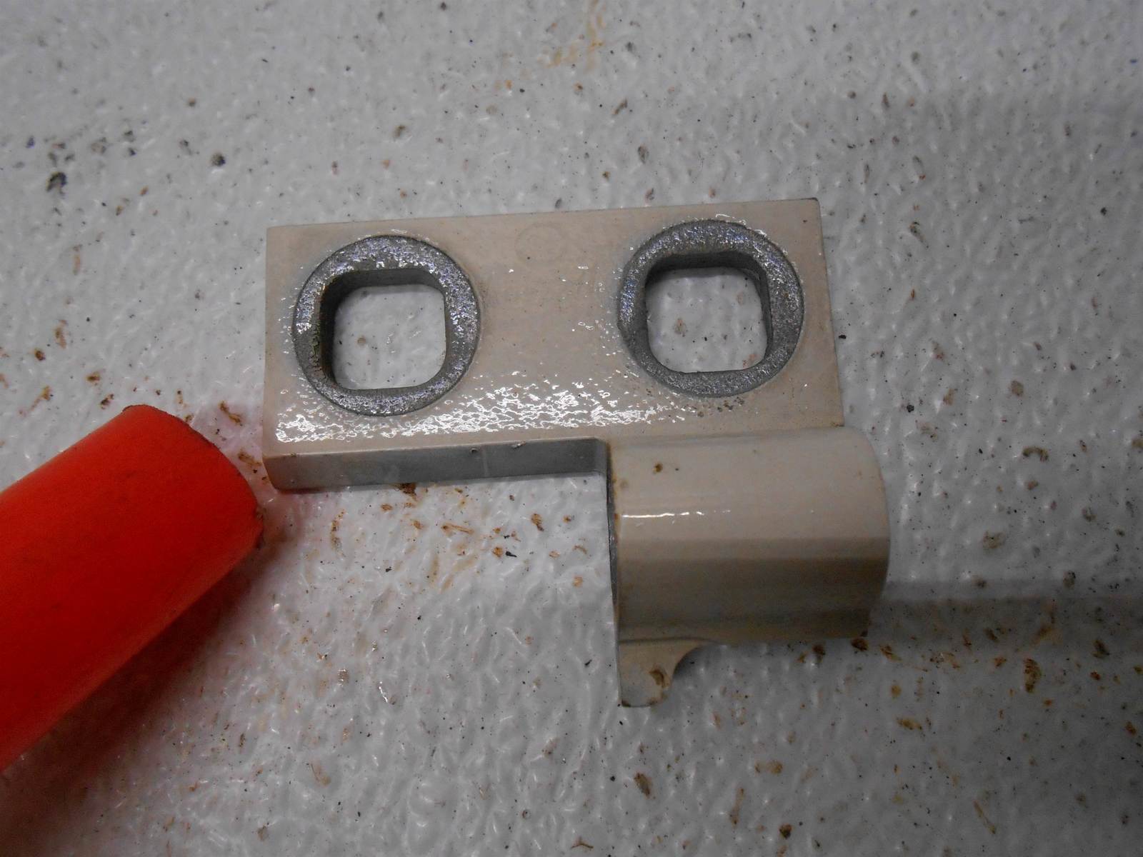 2008 Mini Cooper Front Left Driver Door Hinge - $21.99