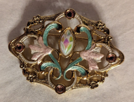 Vintage 1960&#39;s Pastel Pink Green Flower Spring Lily Brooch Pin Costume Jewelry - £10.82 GBP