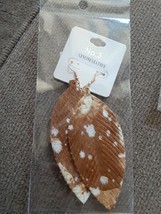 Handmade GENUINE Suede Leather Feather Earrings brown 3&quot; - $147.44 MXN