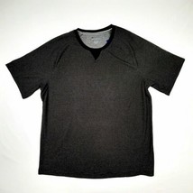 Champion Men&#39;s Athletic Wear T-shirt Size Large Black TM4 - $17.59 CAD