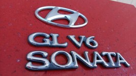 1994-96 Hyundai sonata V6 GL Rear Trunk Emblem Logo Badge OEM - £14.18 GBP