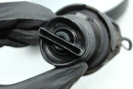 2006-2009 VOLKSWAGEN GOLF RABBIT FUEL FILLER DOOR ASSEMBLY WITH GAS CAP H1699 image 13