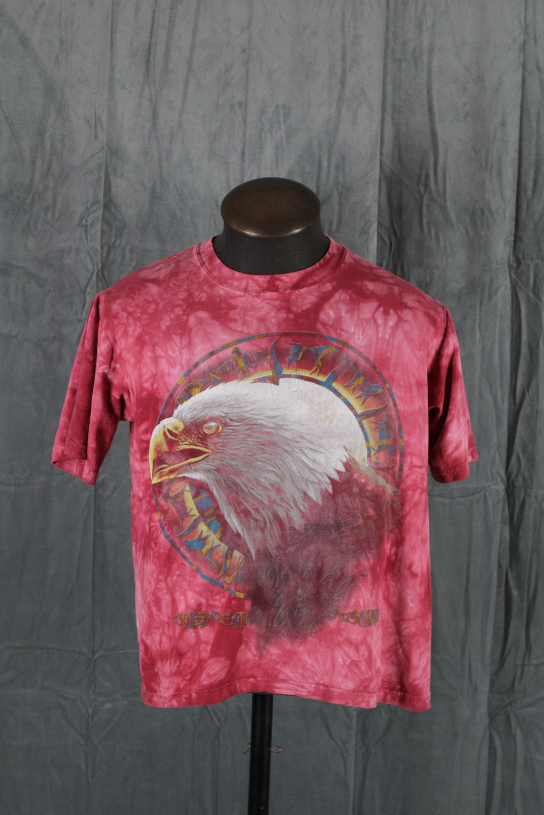 Vitnage Graphic T-shirt - Stone Wash Bald Eagle Graphic - Men&#39;s Small - $49.00