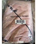 Victoria&#39;s Secret PINK Cozy-Plush Blanket Pink Logo 60&quot;x50&quot; New Sealed - $882.29 MXN