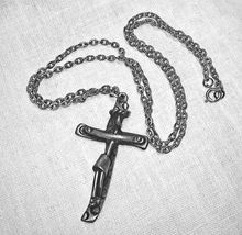 Modern Style Pewter Cross on 24&quot; Silvertone Chain Necklace - £4.01 GBP