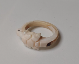 Very Cool Carved Shell Turtle Ring Size 4.25 - £27.87 GBP