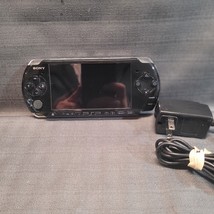 Sony PSP 2000 Handheld System -  Piano Black - £66.48 GBP
