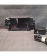 Sony PSP 2000 Handheld System -  Piano Black - £66.49 GBP