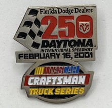 2001 Florida Dodge Dealers 250 Daytona Speedway Race NASCAR Racing Lapel Hat Pin - £6.35 GBP