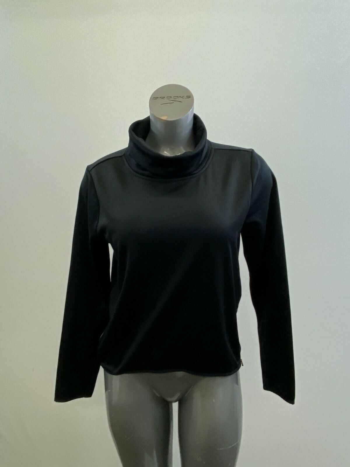 Reebok Women&#39;s Turtleneck Sweatshirt Size Medium Black Long Sleeve Polye... - $7.92