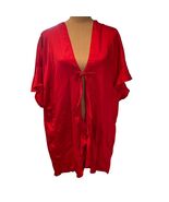 Victoria&#39;s Secret Satin Pajama Robe One size New Red &quot;Love&quot; NWT One Size - $415.58 MXN
