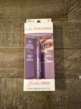 L.A. Colors Shadow Stick Shimmer Fashionista Purple - $150.48 MXN