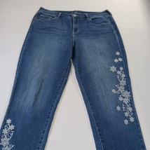 Style & Co Women's Blue Embroidery Floral Denim Ankle Jeans Size 12 (34×27) image 11