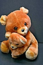 Vintage Brown Russ Berrie Co. No. 608 Mom &amp; Baby Teddy Bear Hugs Korea P... - $28.05