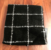 New Hollister Women Bouncle Black Check Plaid Soft Cozy Scarf One Size - £15.92 GBP