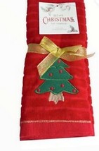 Christmas Tree Fingertip Towels Red Green Embroidered Set of 2 Guest Holiday - £28.88 GBP