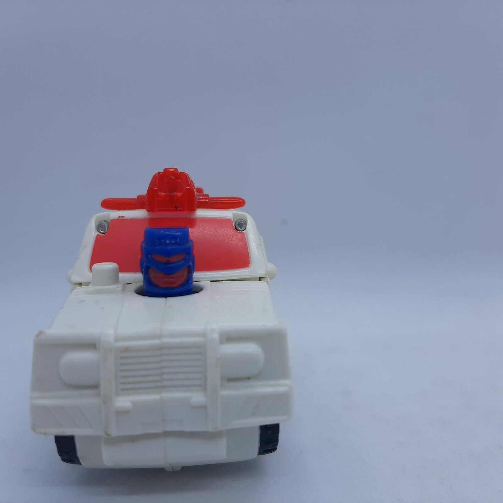 Red Alert Transformers ~ Mcdonalds Happy Meal Friction Toy ~ 2002 Item image 2