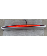 2002-2013 ESCALADE AVALANCHE WHITE TRIM PANEL WITH LED 3RD BRAKE LAMP OE... - £389.25 GBP