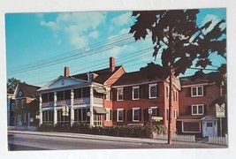 Postcard Green Mountain Inn Hotel And Motel Accommodations Stowe Vermont Usa - £7.17 GBP