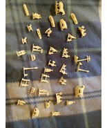 Lot of 32 HO Scale Vintage Train Lot Plastic White Miniature People - £18.01 GBP