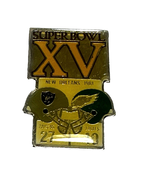 1981 NFL Super Bowl XV Collectors Lapel Hat Cap Pin Raiders VS Eagles Ma... - €12,77 EUR