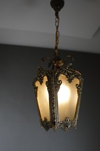 Antique Victorian Ornate Brass Frosted Glass Ceiling Lantern Pendant Lamp - $7,321.26 MXN