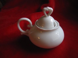 Rynne China Art Vintage White Porcelain Small Pot - £6.12 GBP